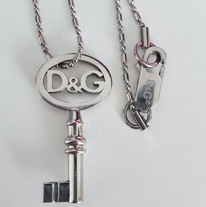 D&G authentic long chain necklace
